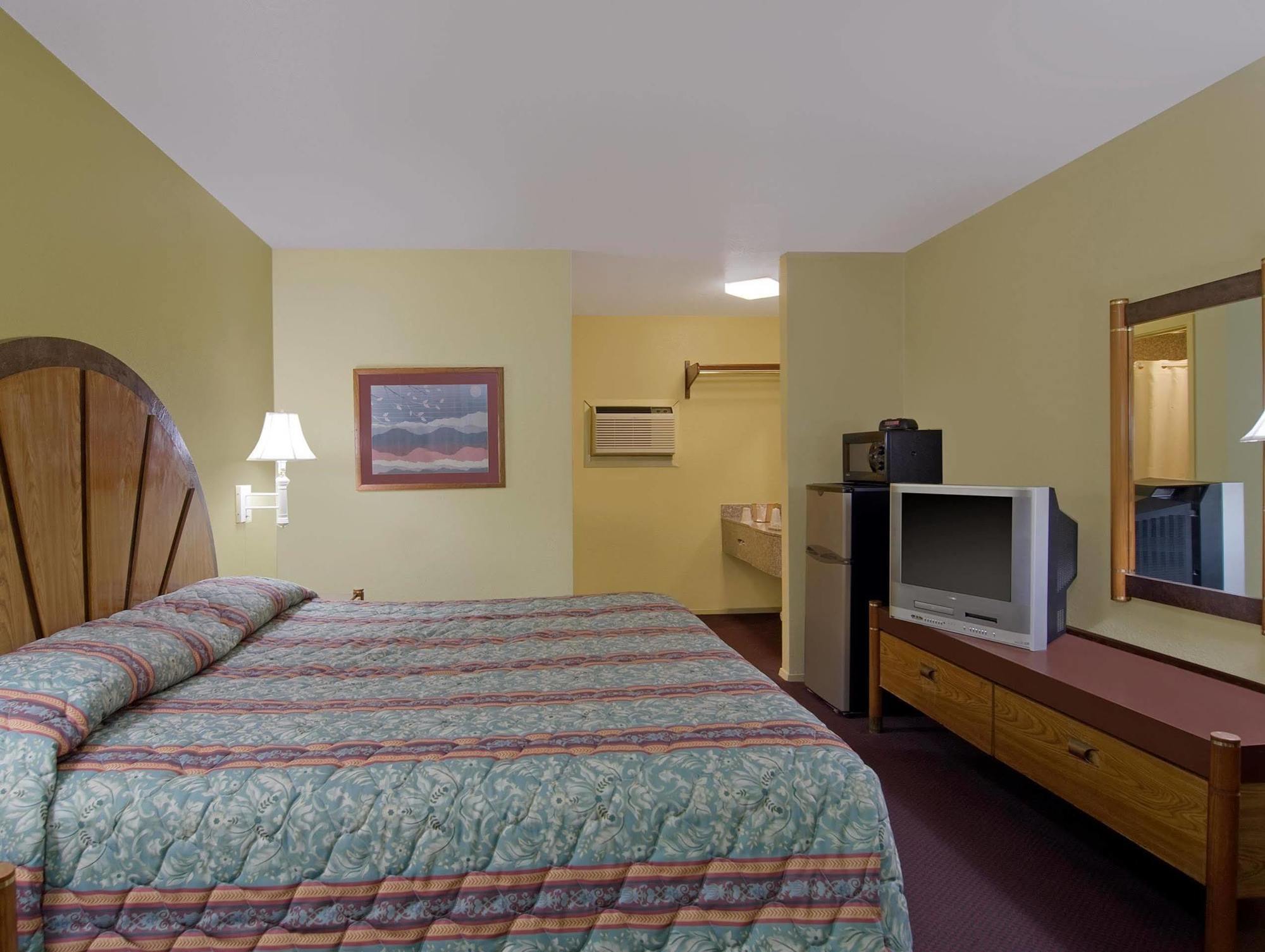 Sunrise Inn Jasper Стая снимка